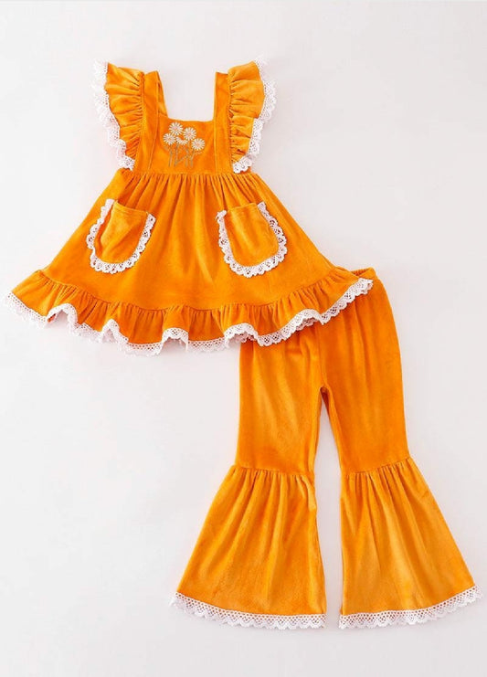 Girl's Boutique Honey Bee Velvet Sunflowes Lace Embroidered Embroidery Two Piece Flare Pants Set Outfit Matching Sibling